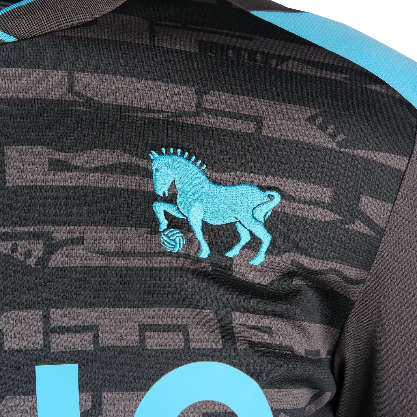 Umbro 2025/26 Junior Third Shirt Long Sleeved