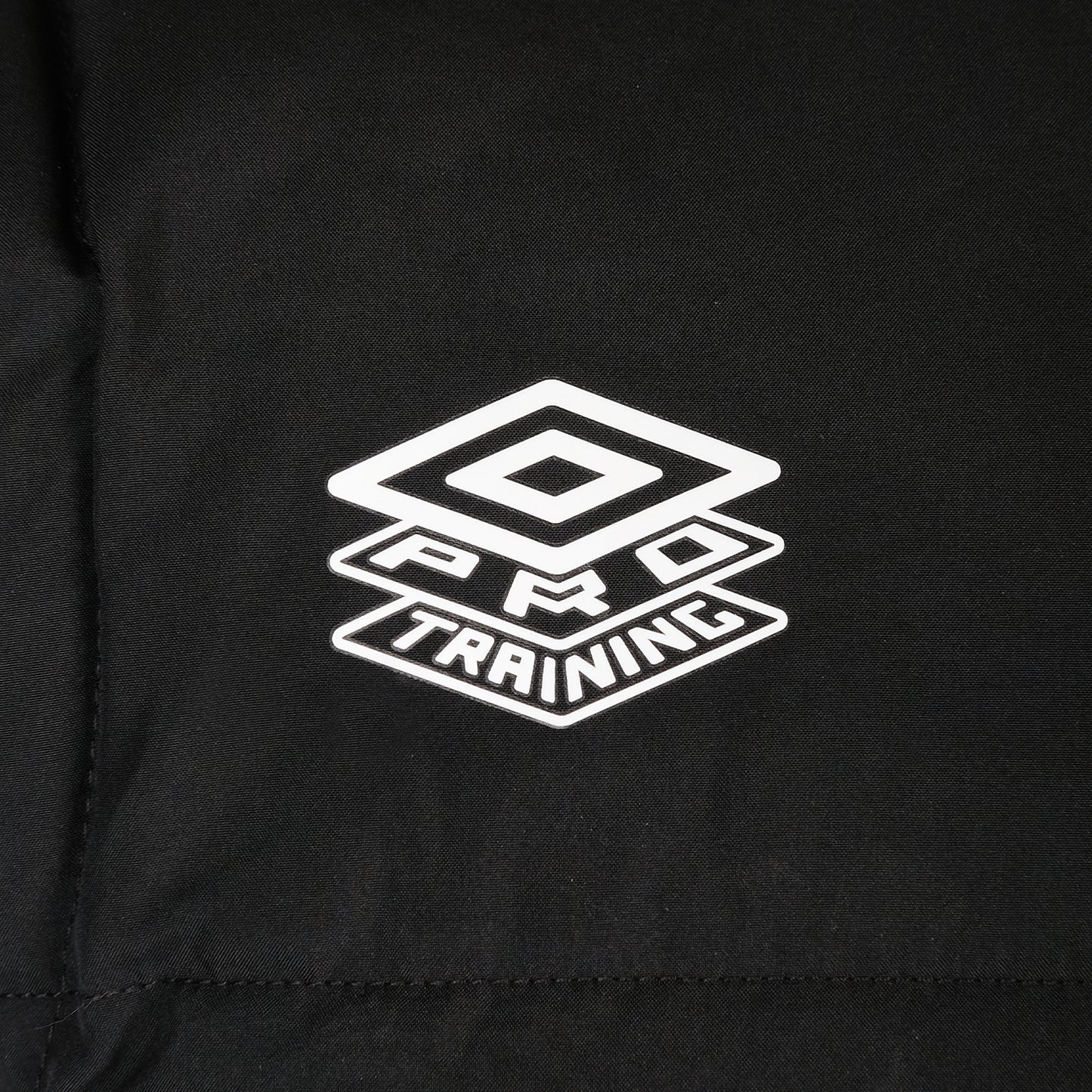 Umbro 2024/25 Black Travel Gilet Adult