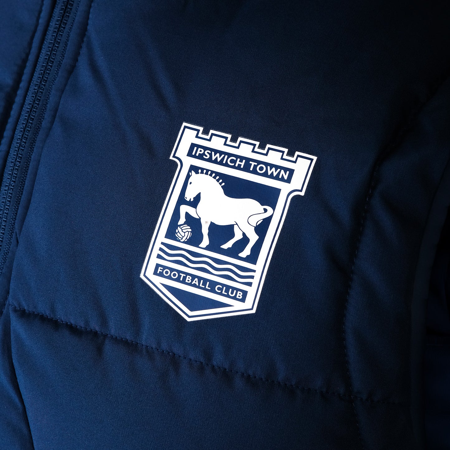 Umbro 2024/25 Navy Travel Gilet Adult