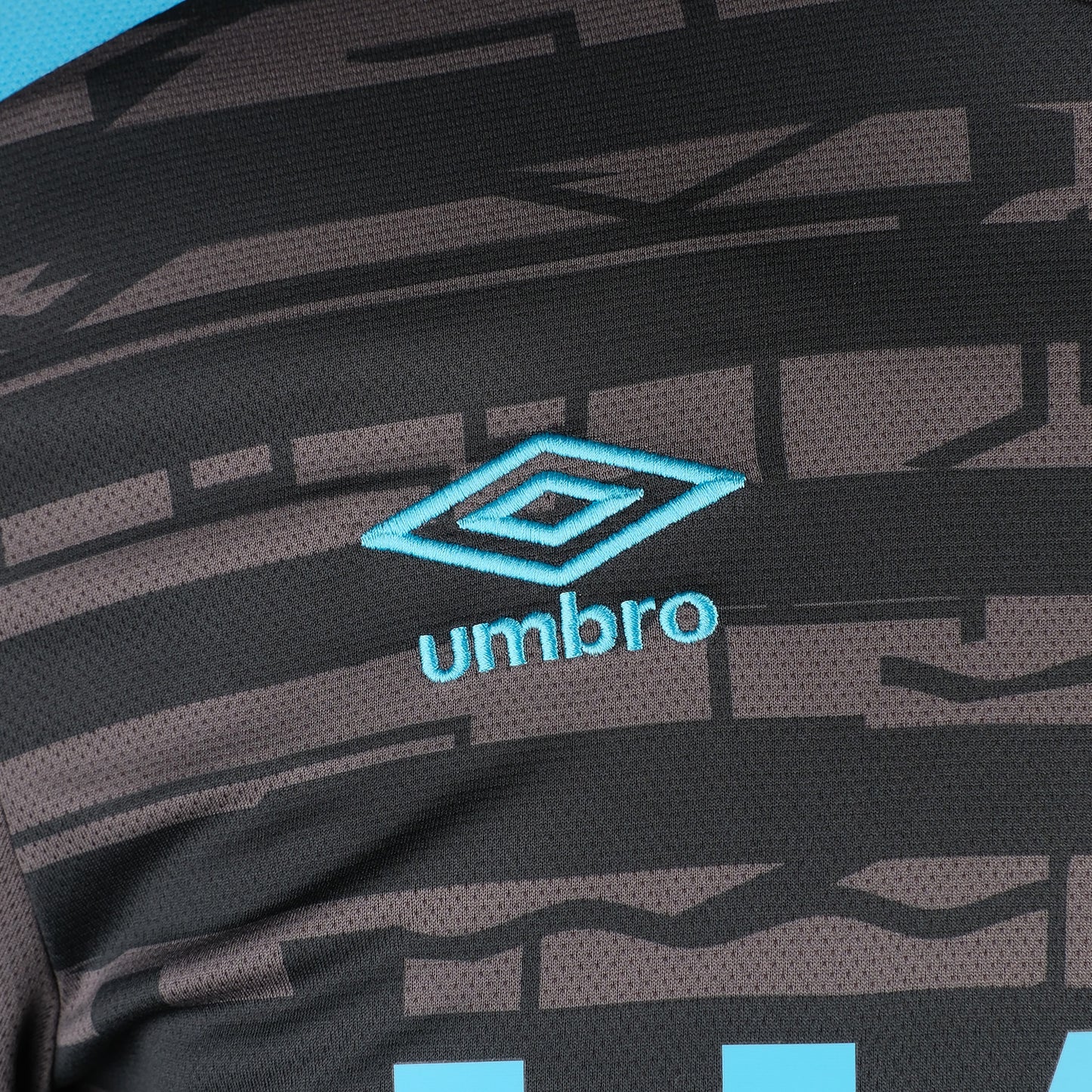 Umbro 2025/26 Junior Third Shirt Long Sleeved
